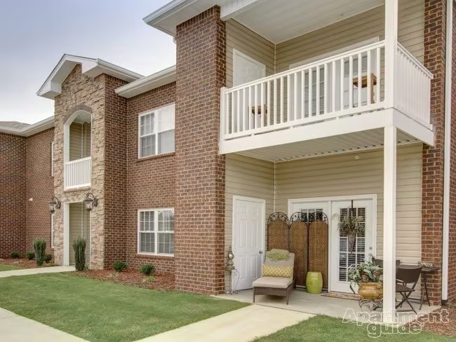 Spacious patios and balconies at Seville Place apartment homes
